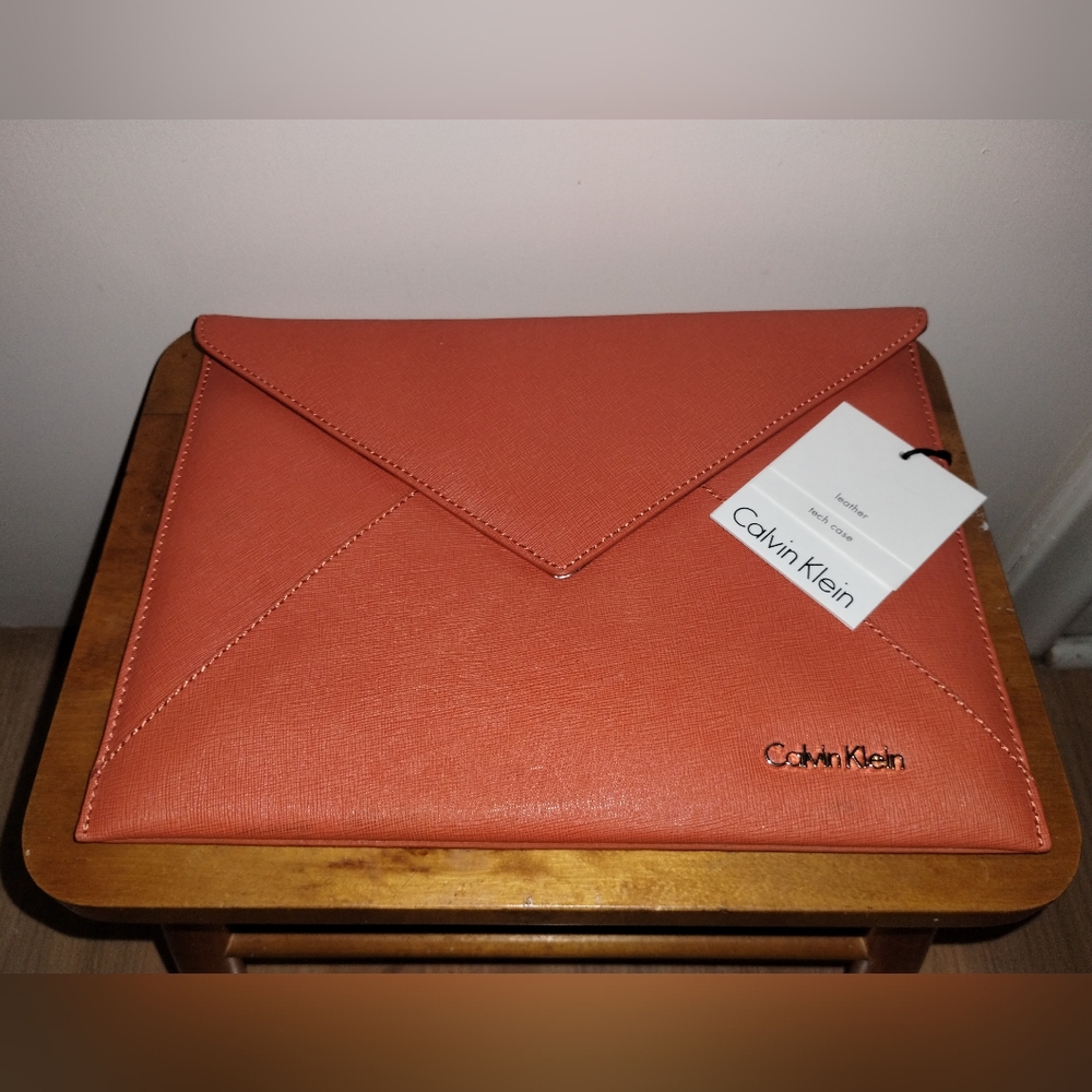 Calvin Klein Orange Tech Case NWT
